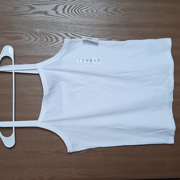 Old Navy White Tank Top - Picture 1 of 5